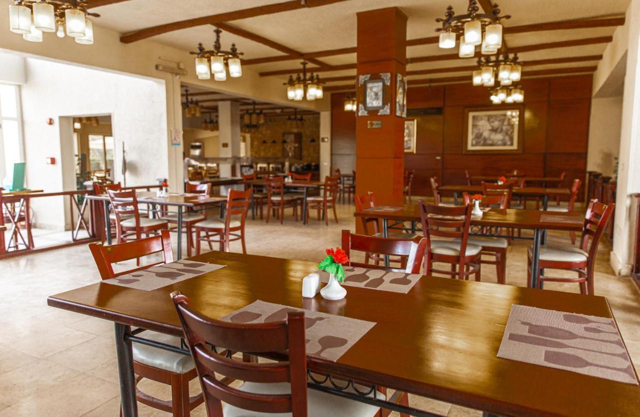 Marina Wadi Degla Hotel Ain Suchna Exterior foto