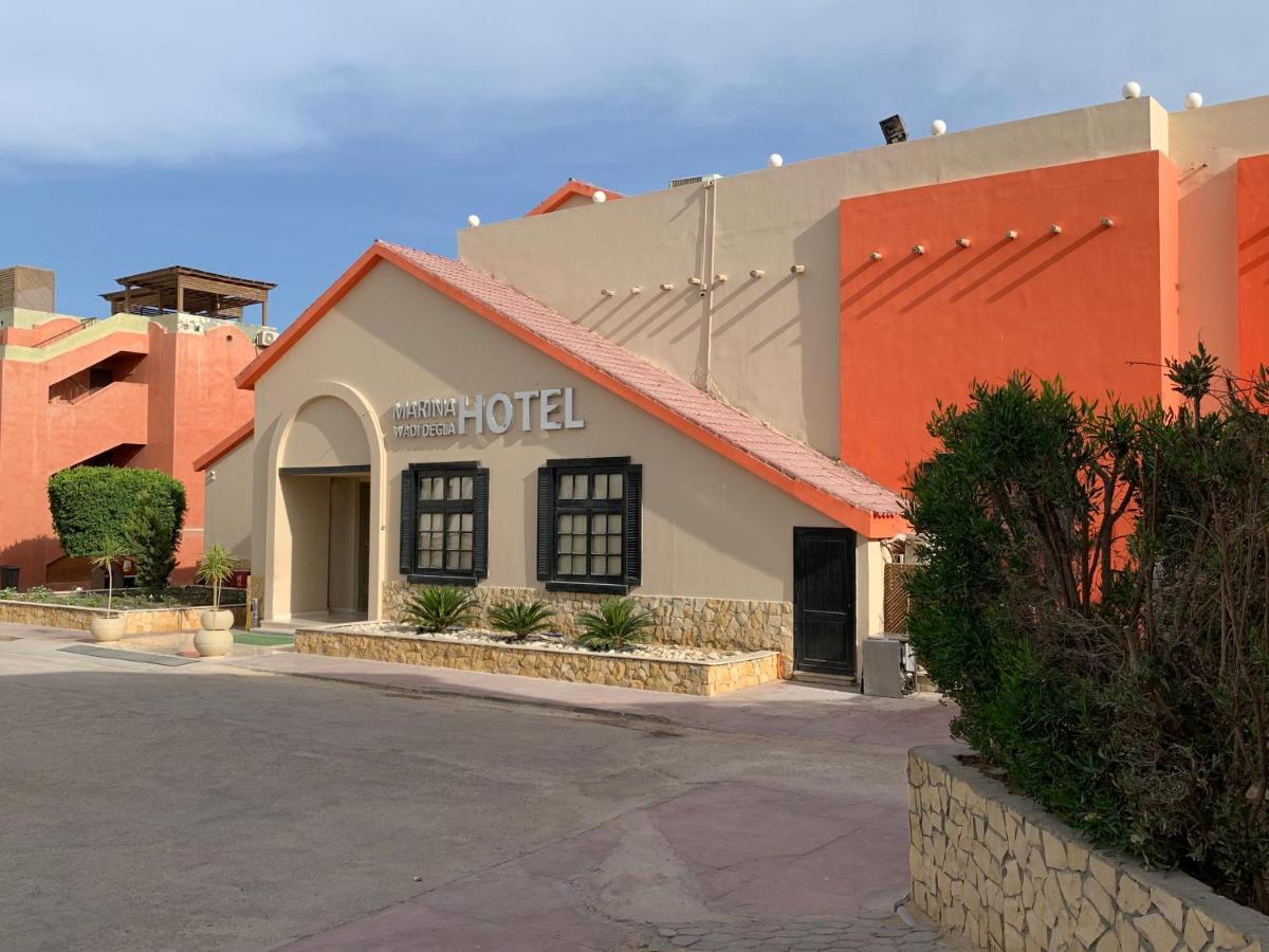 Marina Wadi Degla Hotel Ain Suchna Exterior foto