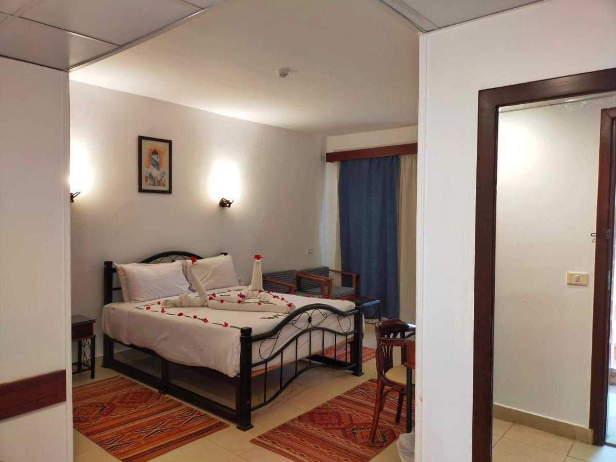 Marina Wadi Degla Hotel Ain Suchna Exterior foto