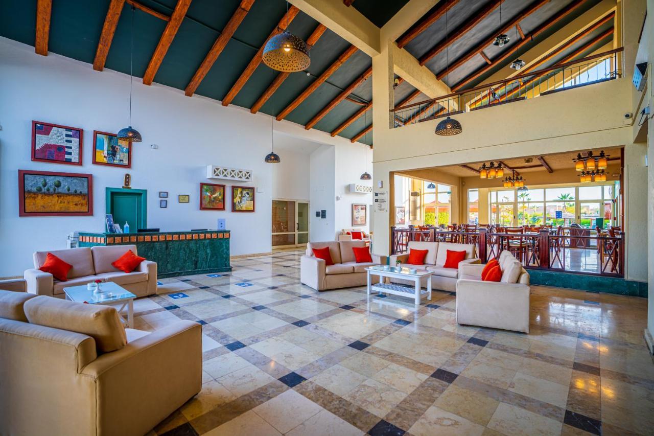Marina Wadi Degla Hotel Ain Suchna Exterior foto