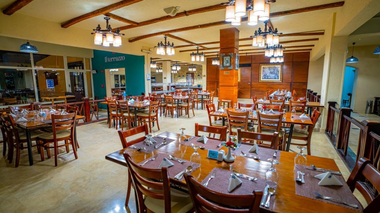 Marina Wadi Degla Hotel Ain Suchna Exterior foto